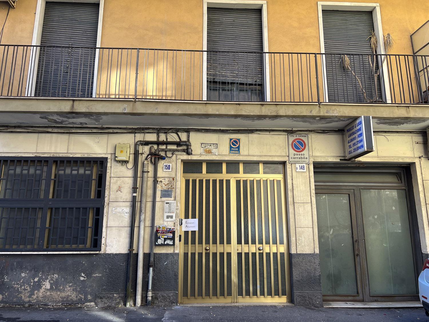 European Apartment - Town Center Self Check-In 卡塔尼亚 外观 照片